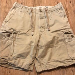 Men’s Distressed Cargo Shorts Abercrombie